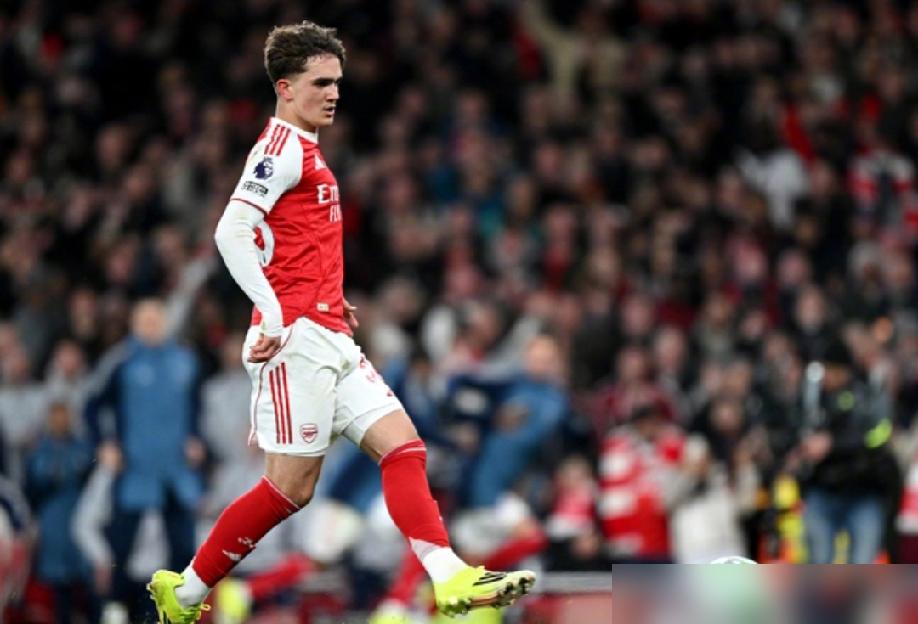 英超这冠军争夺，感觉要出结果了。曼城那边还在欧冠出局的后遗症里没走出来，被旧将