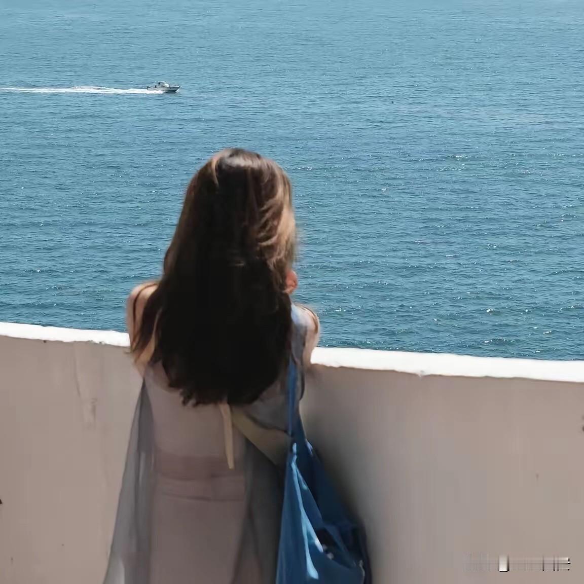 人生最好的境界：1.少问为什么？多问凭什么？2.一次敲不开的门，就不