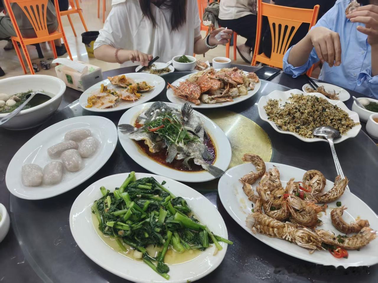 南澳岛，这一桌子海鲜餐488元，贵不贵？南澳海边美食南澳岛家常菜南澳岛