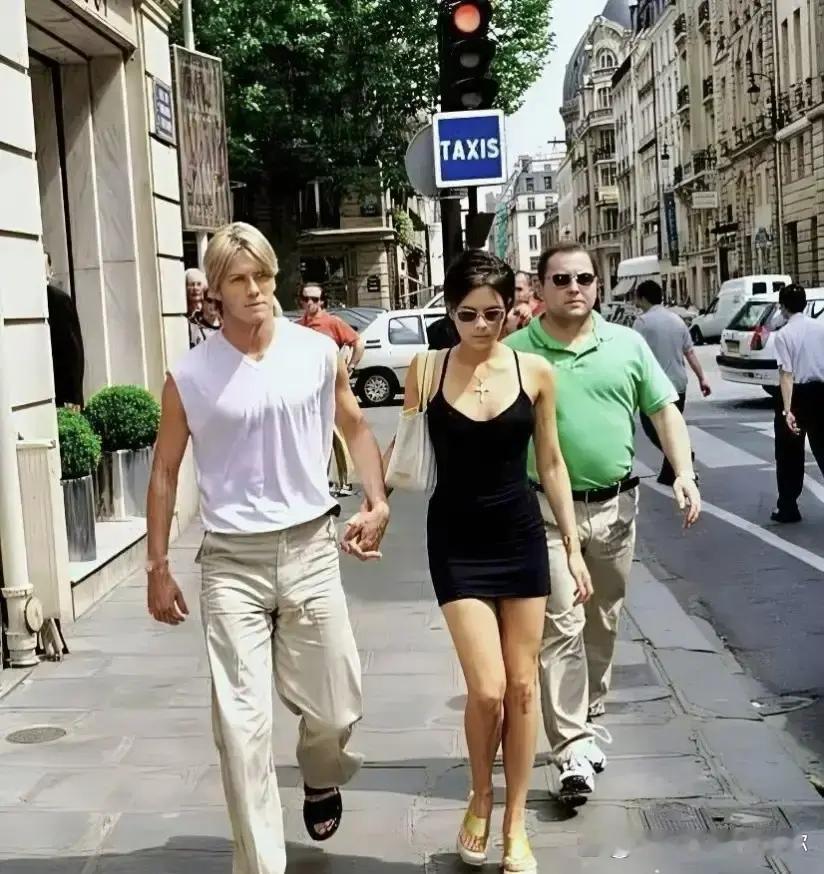 这名外国名人知道叫什么名字吗？当年也是家喻户晓的呦