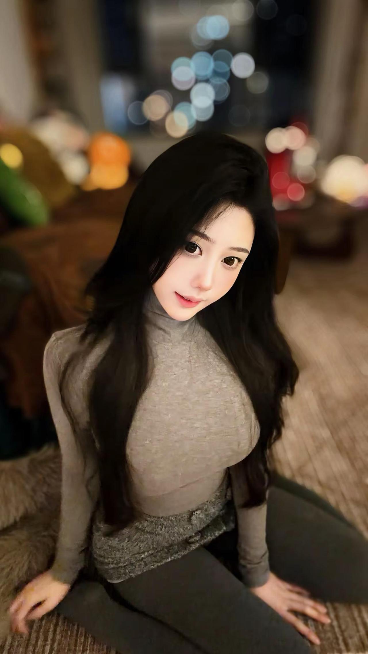 某天开始失去了也只是在心里轻唉一声。美女