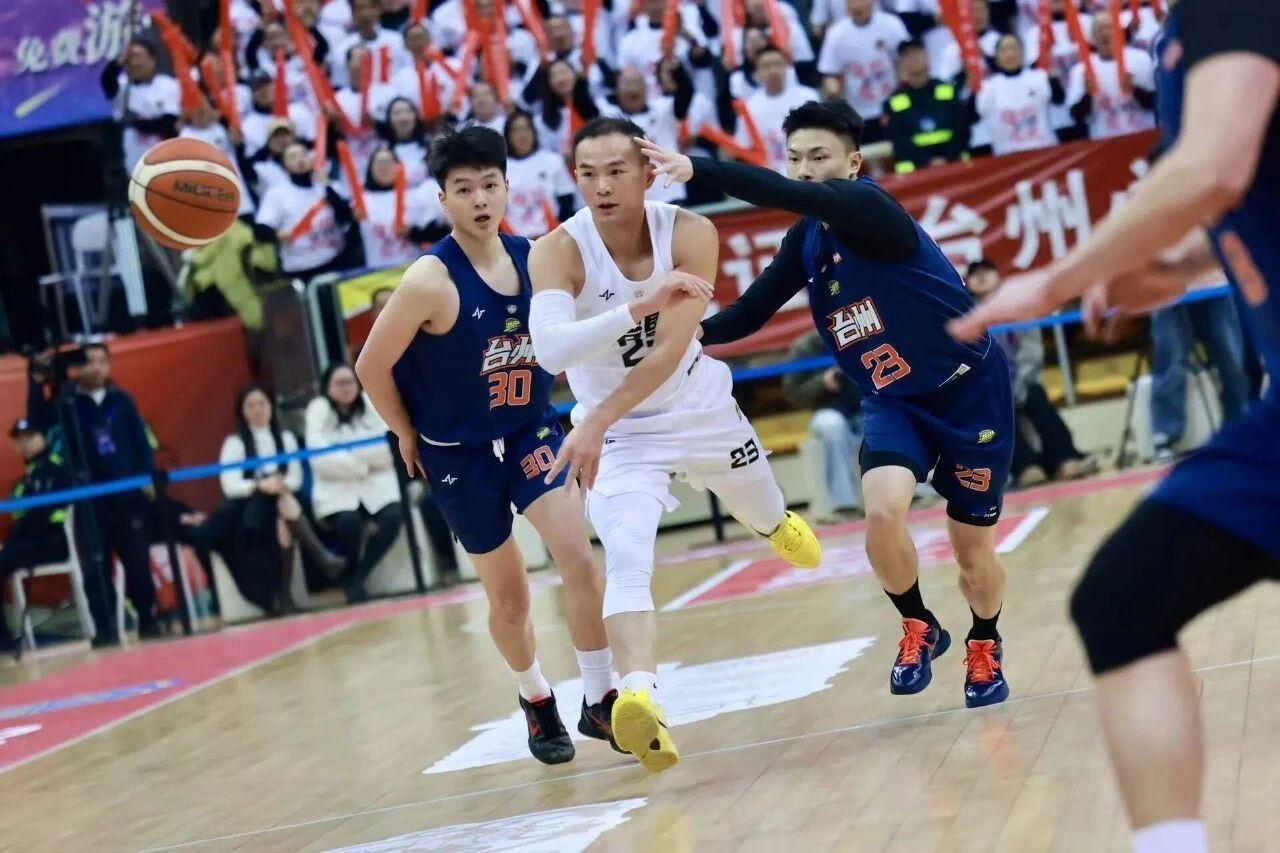 杭州队跟温州队的梁子算是结下了，做局让温州队和苍南队提前相遇，温州德比看来是跑不