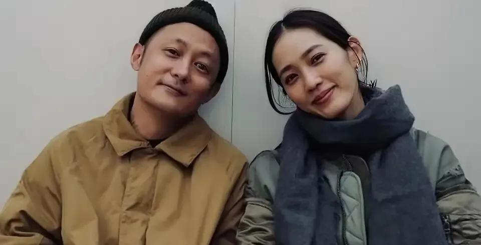 明眼人都能看出来余文乐宣布离婚不是因为女方家庭变故，而是两人长期聚少