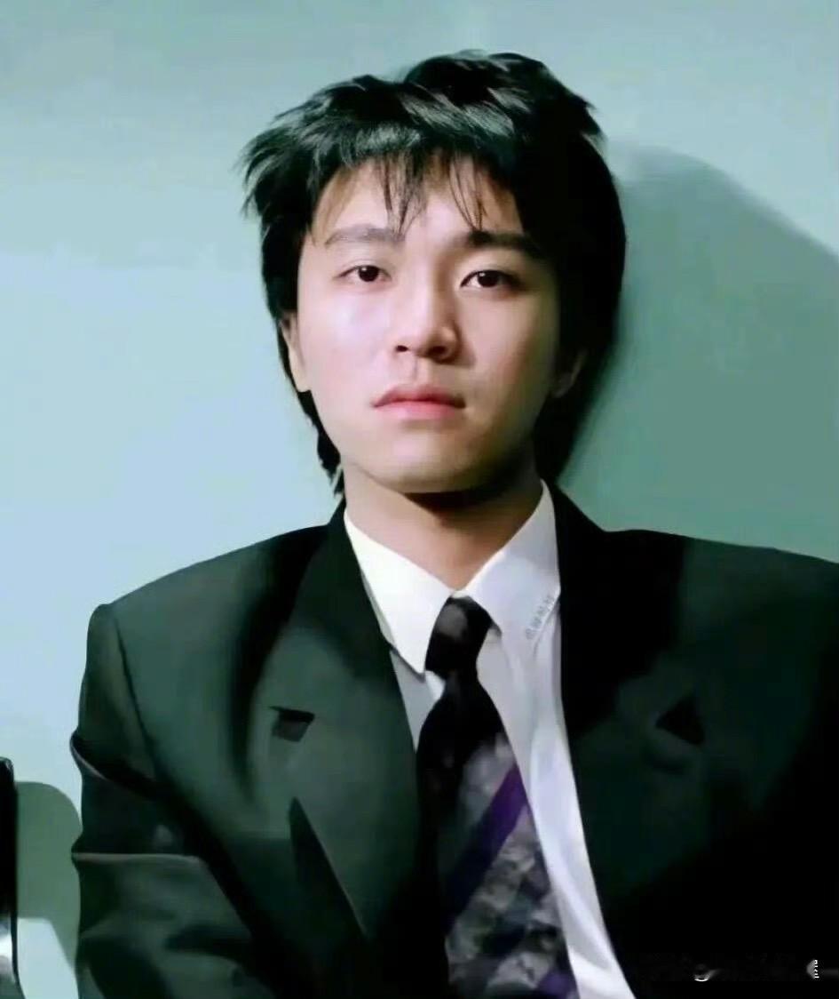 终于理解了！为什么周星驰被叫星爷？在综艺节目《一路繁花2》当中，邵子恒问为什