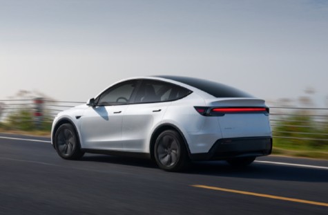 特斯拉这波操作有点意思啊，2026年ModelY已经悄悄改了两次。今年1月那