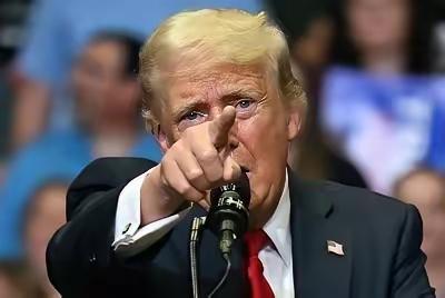 美国疯了？正式通告全球，扬言要带领全世界完成“去中国化”，如果有国家不愿意帮助美
