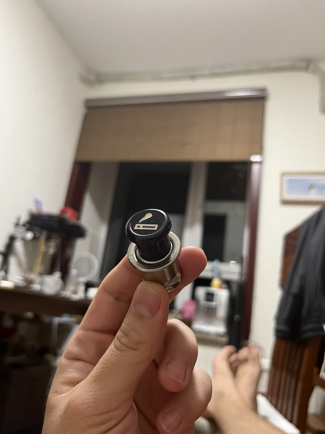 再见了帝豪卖了，老家有人听说要卖车，价格开的差不多合适，就给他了。12年14万