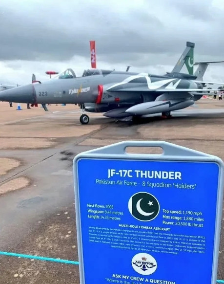 巴基斯坦的枭龙（JF-17C）战机的发动机推力已提升至9.3吨，如果这一数据属实