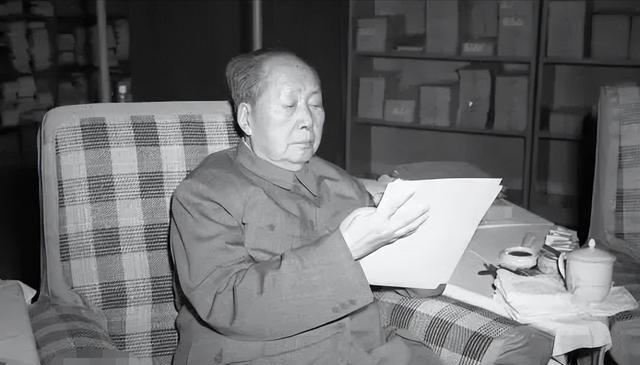 毛主席的五个“未解之谜”：第一，中年得“痣”；第二，身经百战，毫发无损；第三，没