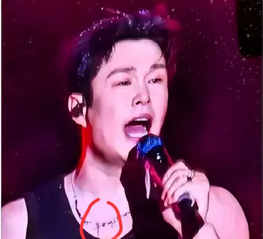 一觉醒来，​沈阳人都沉默了，​因为小沈阳的演唱会太拉胯了小沈阳在沈阳举办