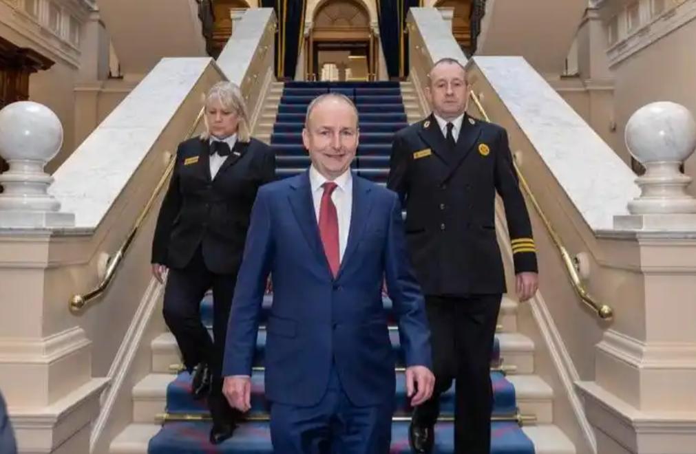 就在刚刚，中国外交部正式宣布，1月3日，中国外交部一官宣消息就引发全网关