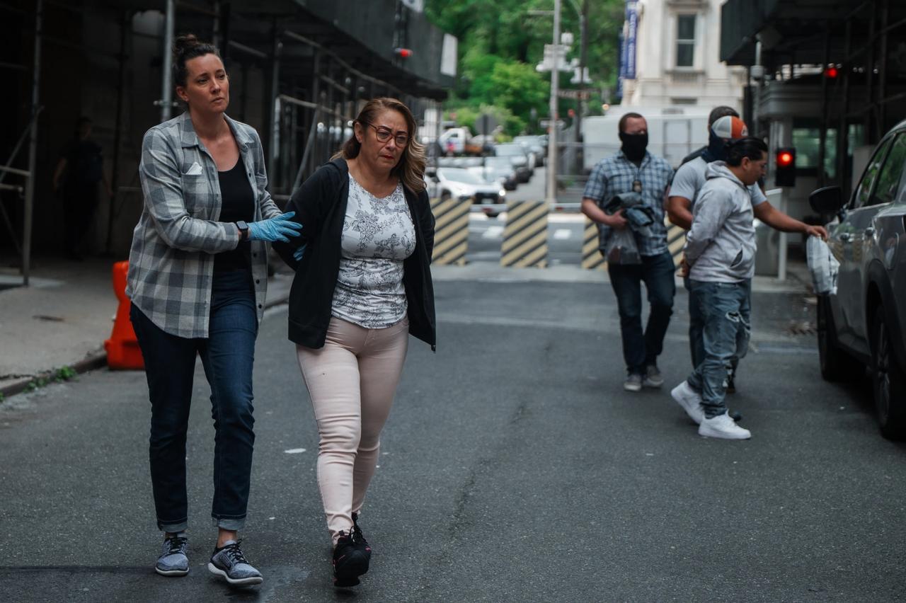 美国也学坏了。移民法庭成了一个“陷阱”，如果有非法移民去庭审，那就完蛋了，执