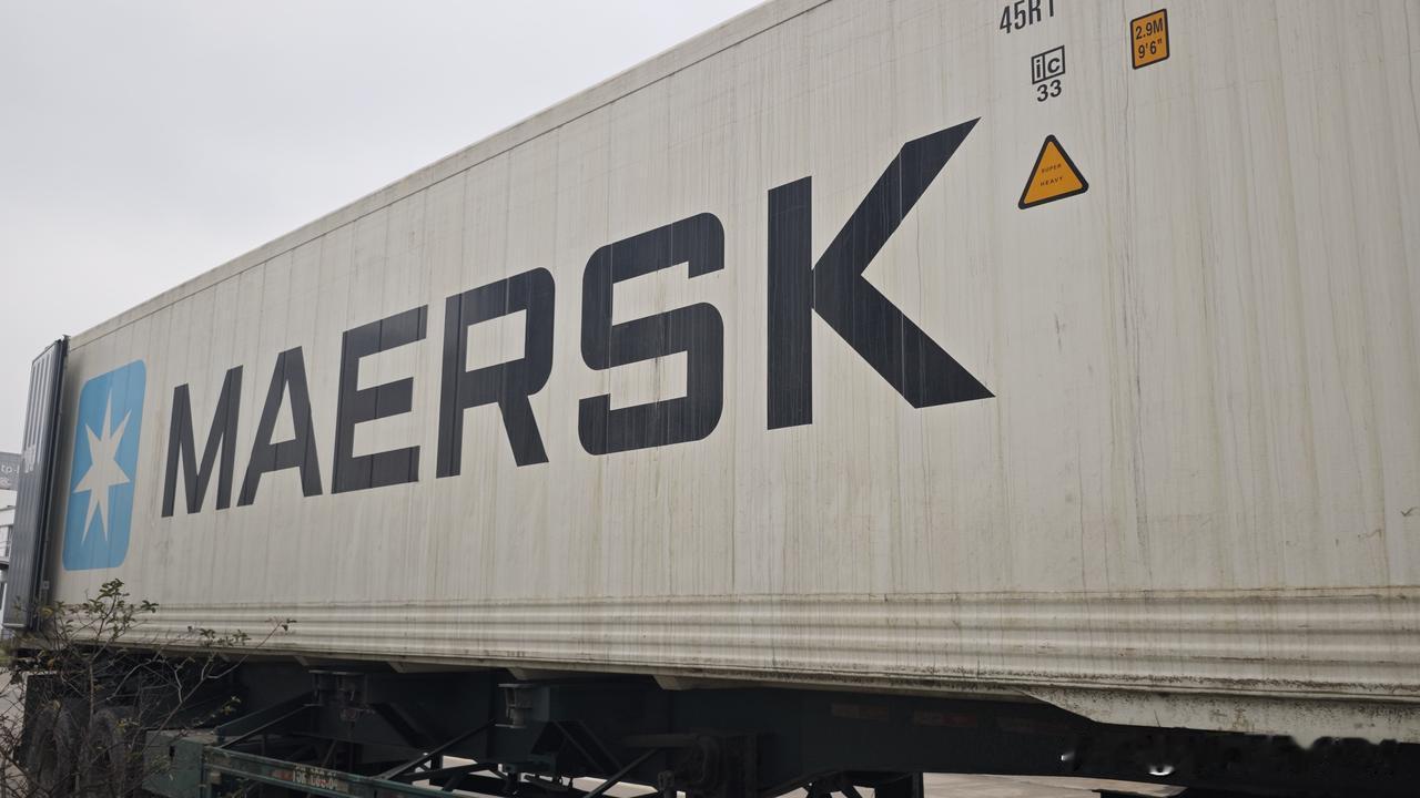 最后这几天集装箱出货近50个。我们越南的厂子做的产品几乎全部销往美国，墨西哥也