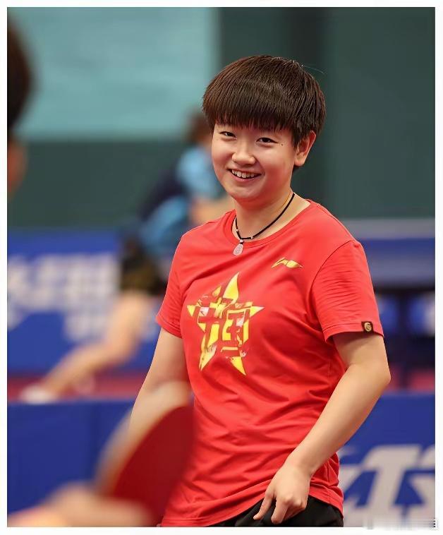 六连冠！中国女乒太燃了！3：0，张本美和又哭了……刚刚收官的中国女乒对日本女团的巅峰对决。首先出场的