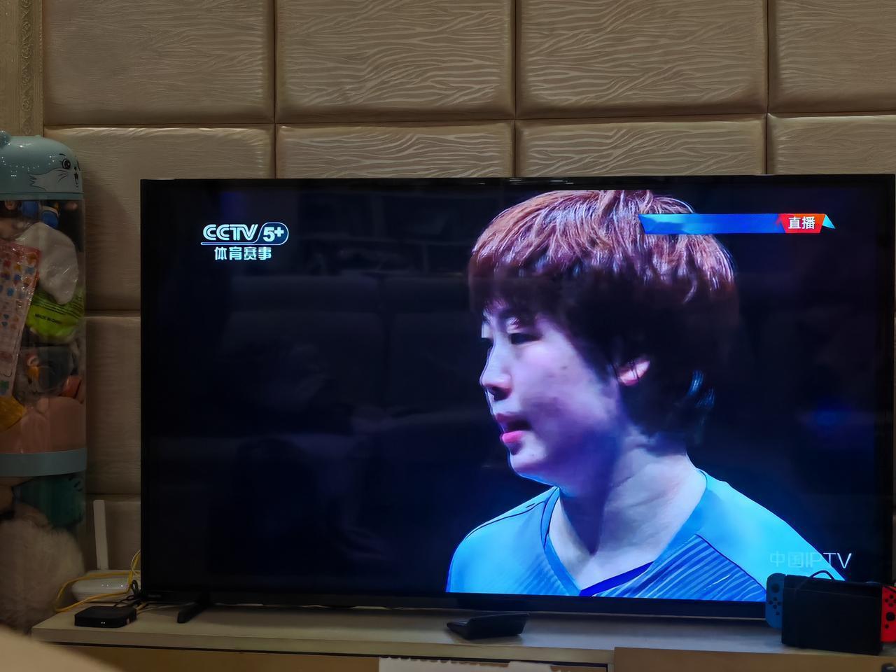 于子洋今年才27岁，2026年刚回归国家队担任教练，此前在新加坡大满贯完成执教首