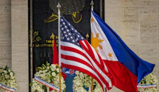 菲律宾再次“不干正事” 11月的菲律宾，不少地方还泡在台风过后的积水里。先