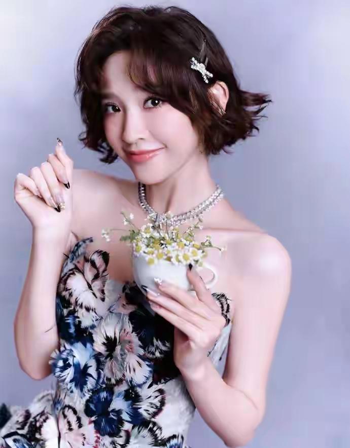 唐艺昕中小学取消重点班对学生有何好处