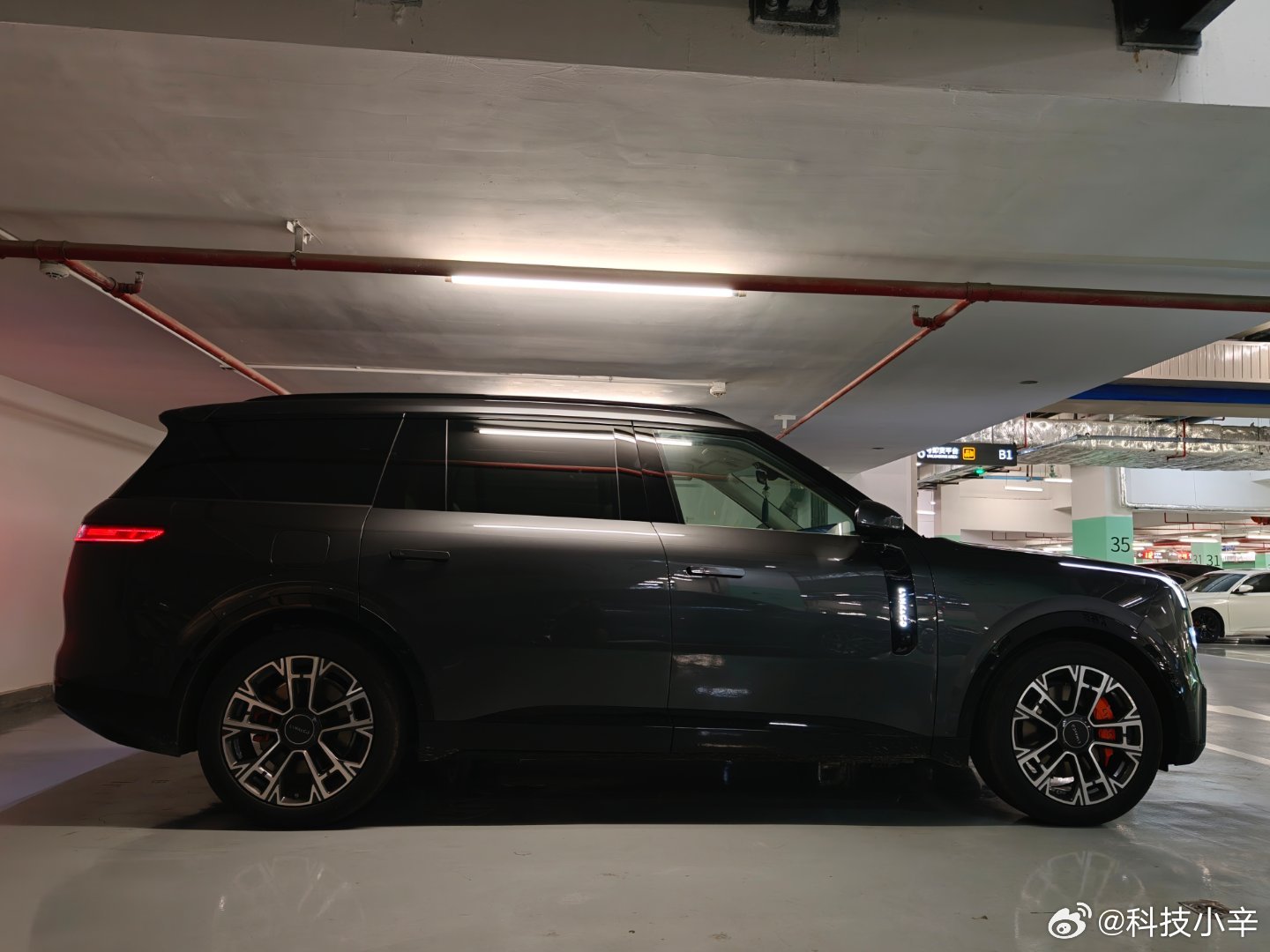 图1看起来像啥车？领克900这两天开下来的感受就是，真！的！大！！！[捂脸哭]