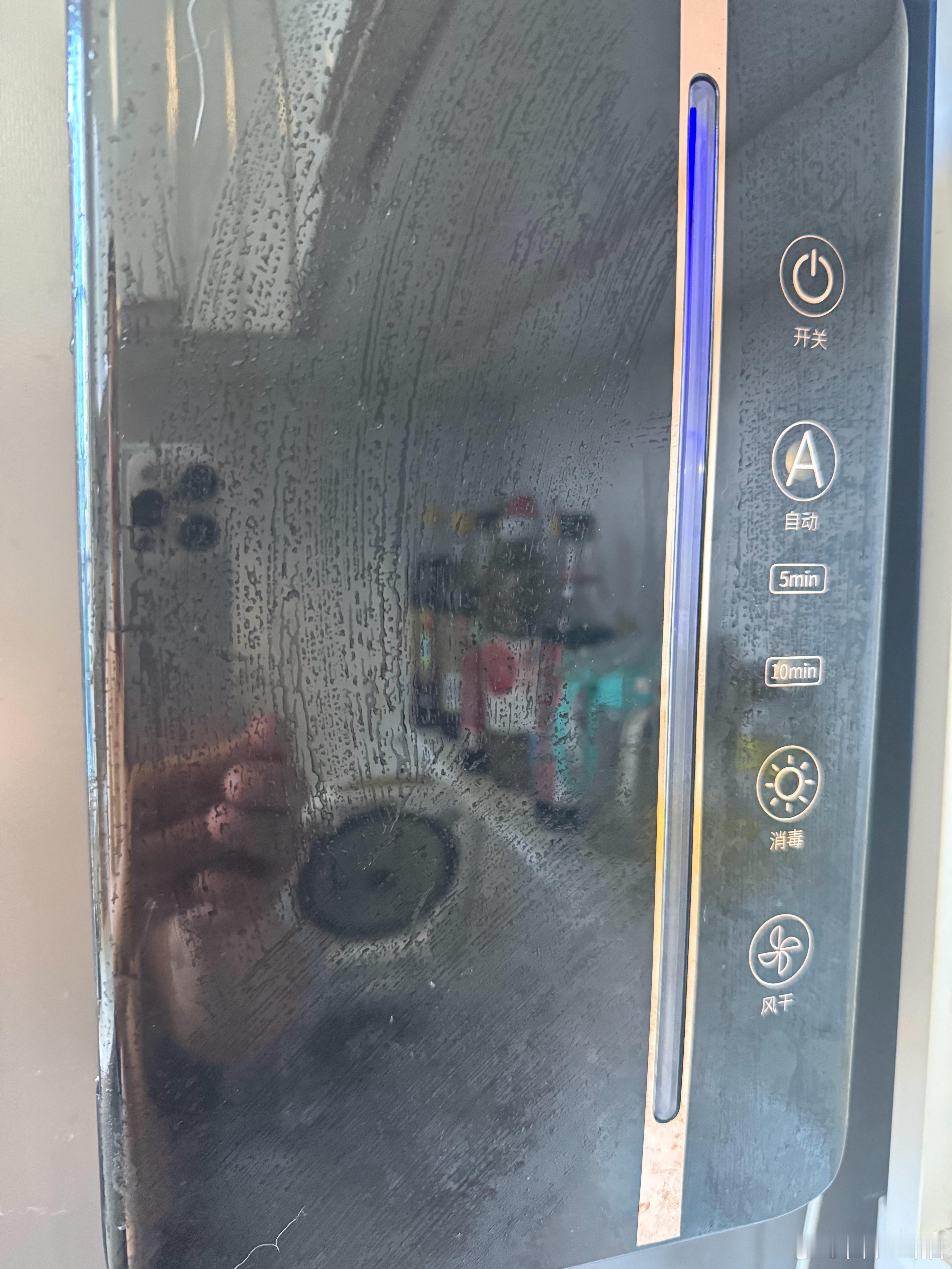 筷子换一换胃癌少一半这个话题应该换成：编辑换一换，笨蛋少一半！医生建议筷子尽量3