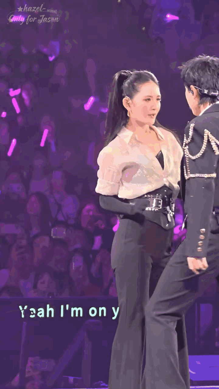 谢娜张杰一个被窝睡不出两种屁股果然不是一家人不进一家门，就连屁股都好有夫妻相我竟