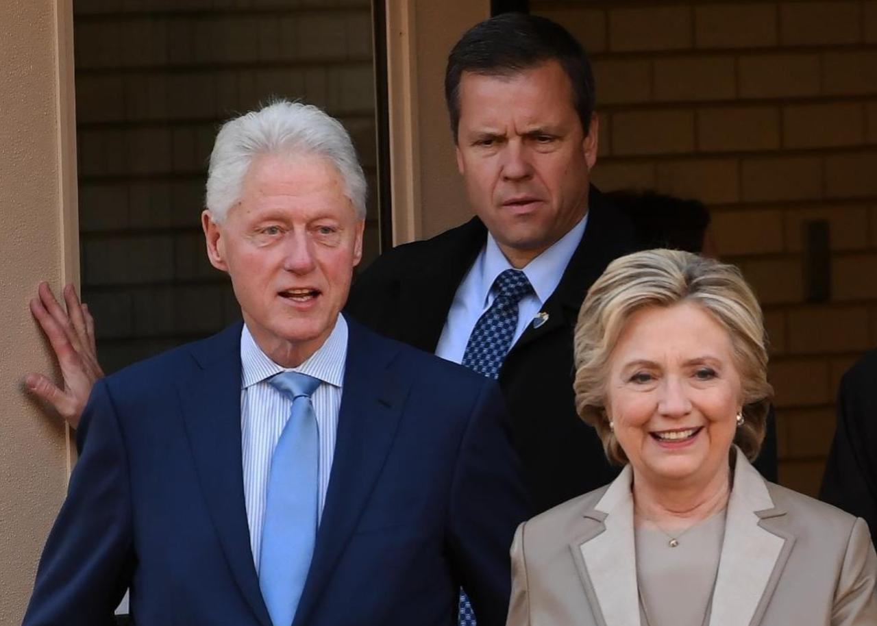 萝莉岛再出猛料！65岁希拉里被曝怀孕，细节曝光颠覆认知！那些转载的文章提到