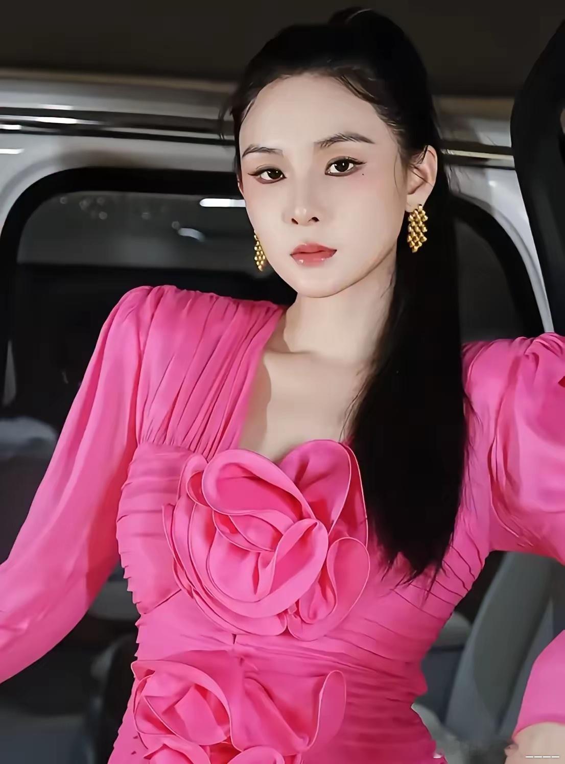 张颖颖火力全开，再次吐槽张兰母子和马筱梅，张颖颖表示，遇到张兰母子这种家庭，一定