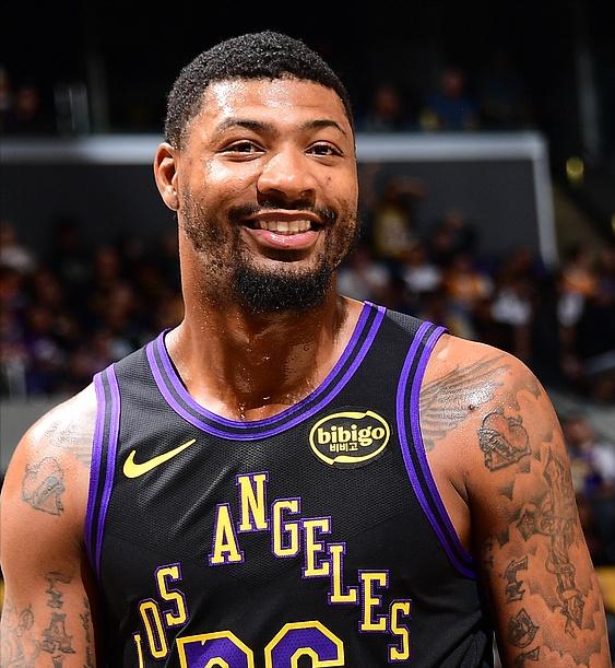 G1：肯纳德季后赛新高27分G2：斯玛特季后赛新高25分场场有人打出生涯代