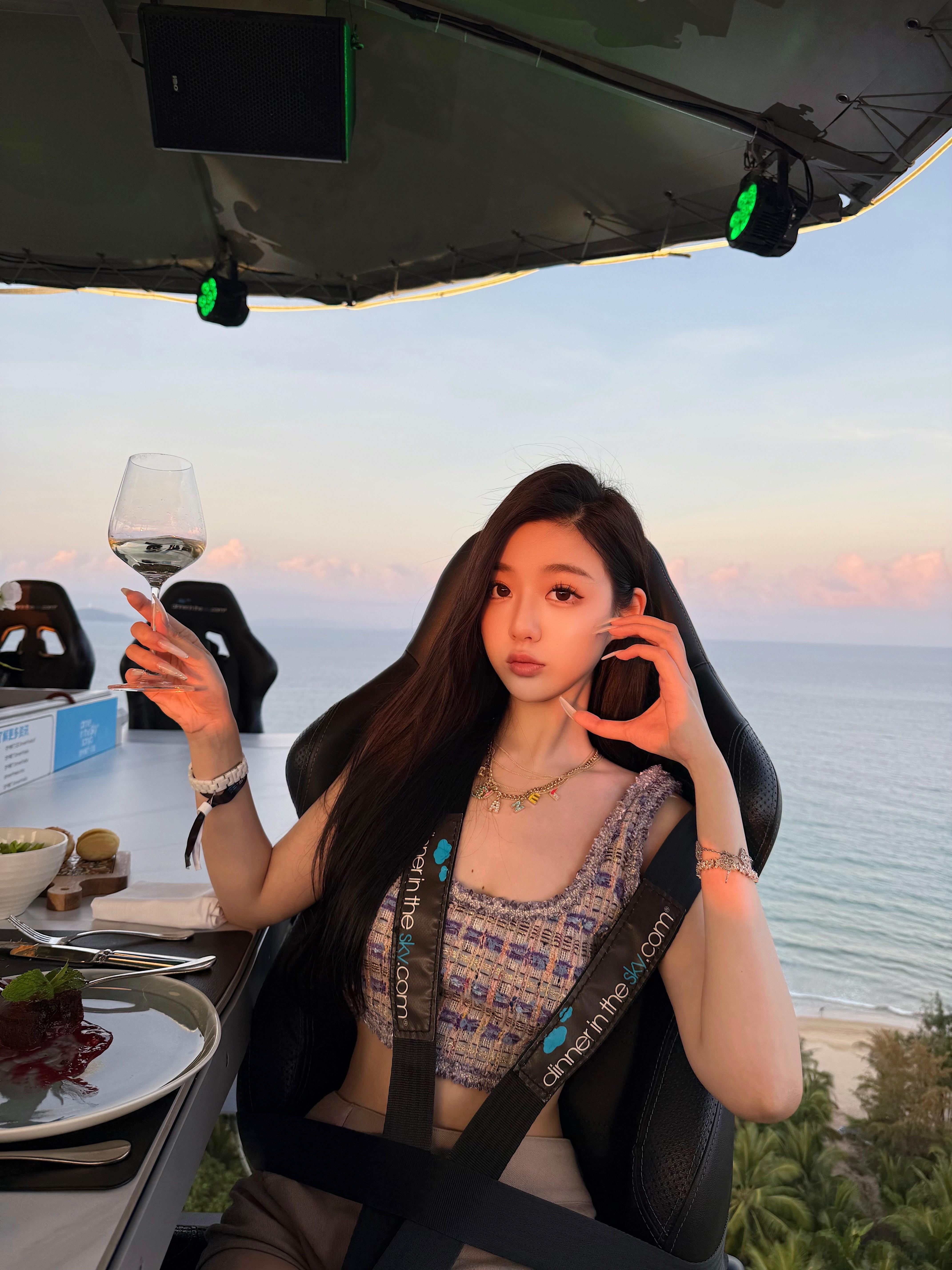 dinnerinthesky🏝️☁️​​​