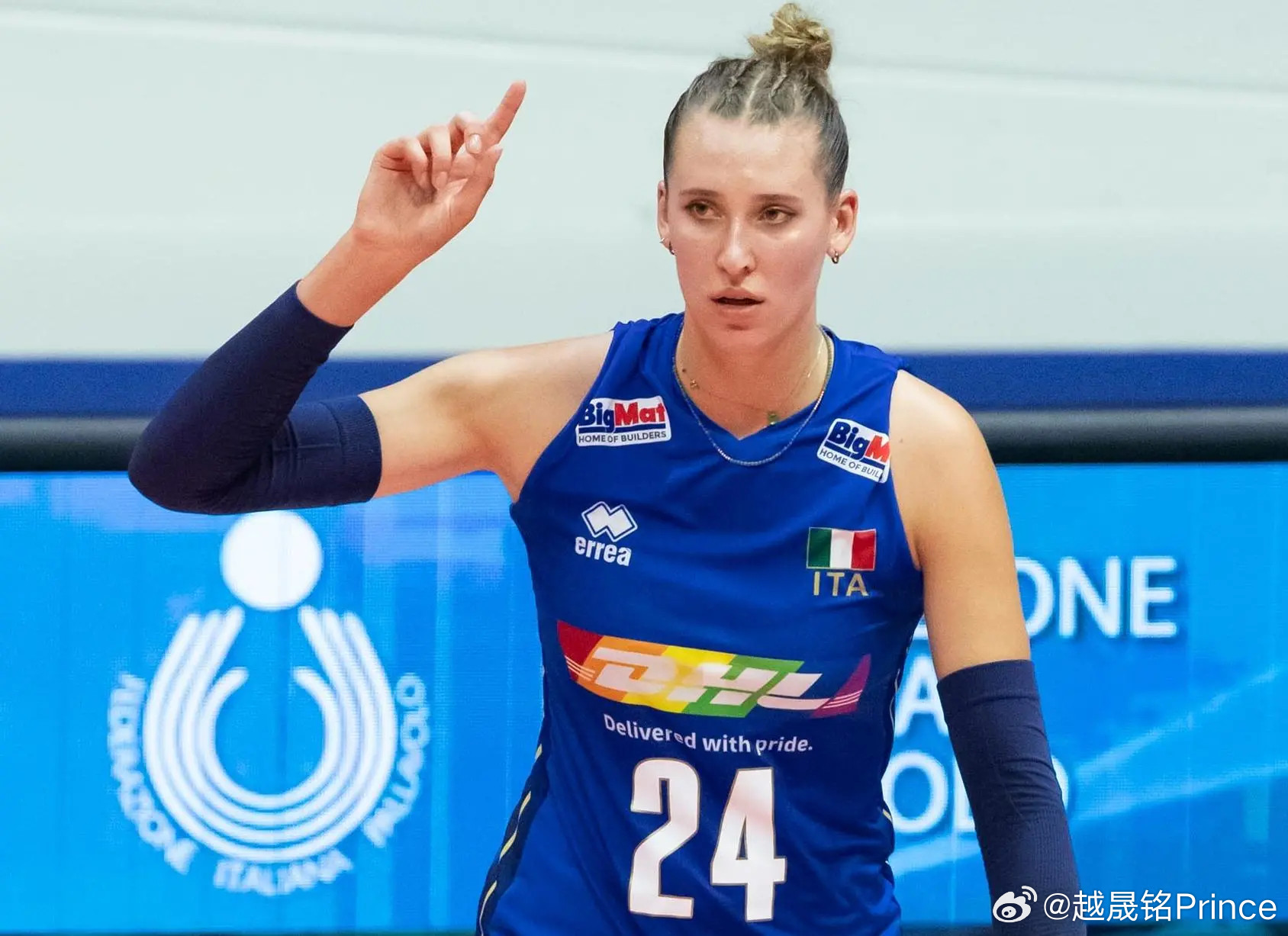 🏐叶卡捷琳娜.安特洛波娃的梦之队：🔹二传：乔安娜.沃洛兹（波兰）🔹接