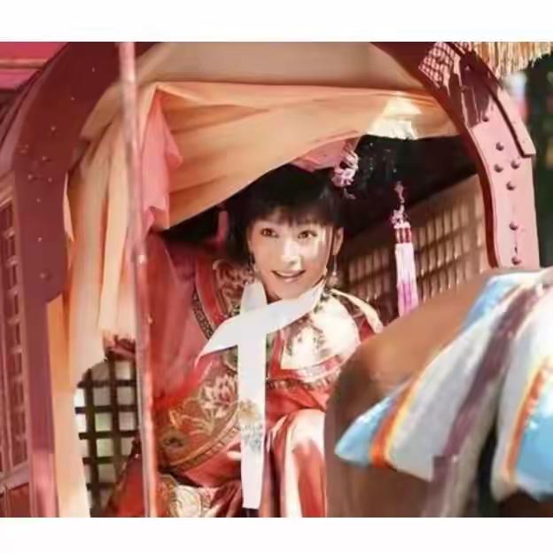 回看《甄嬛传》，安陵容结局凄惨，却令人不惋惜重刷《甄嬛传》，很多人会