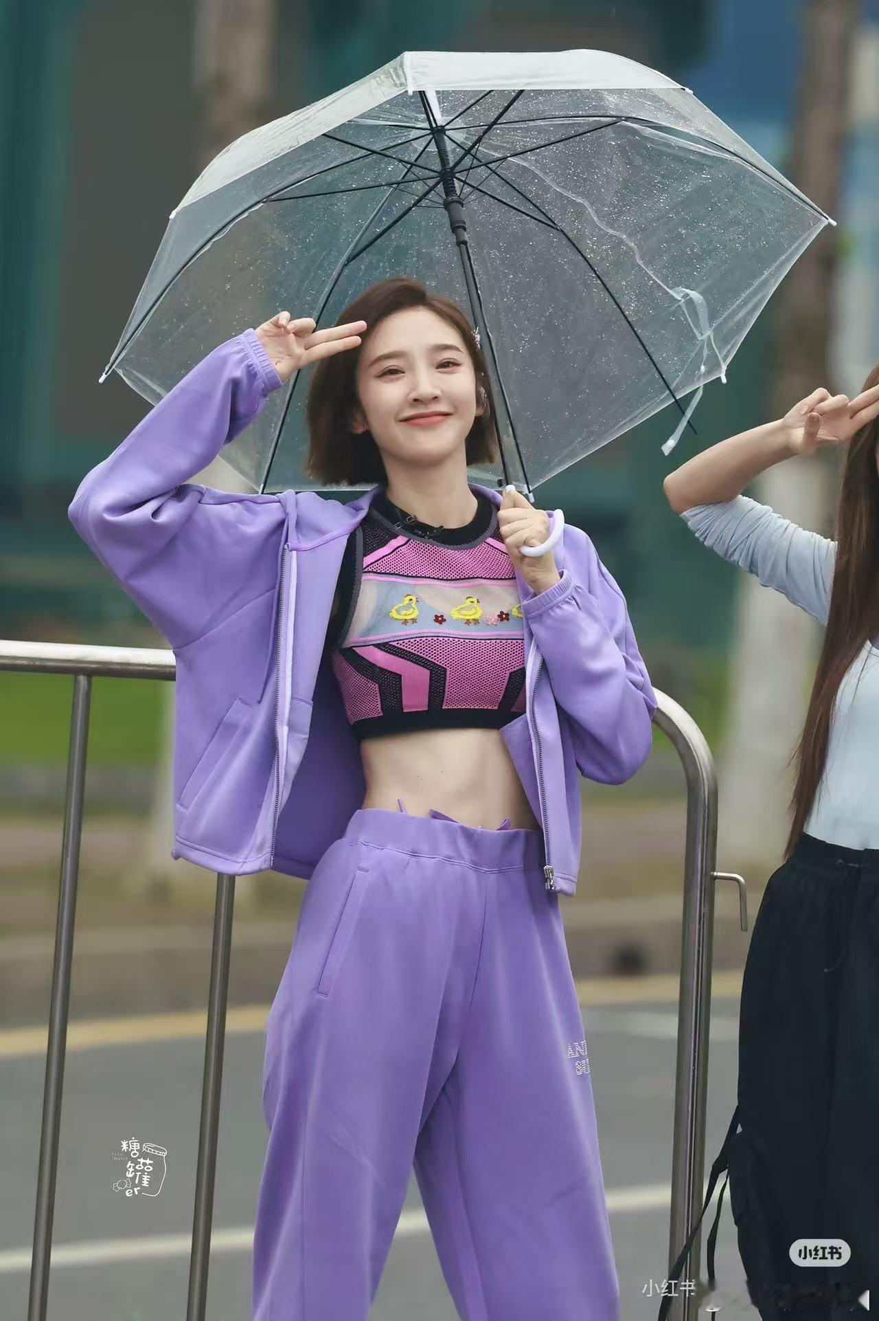 唐艺昕陶昕然cos祺贵人安小鸟是谁的DNA狠狠动了！时隔多年再看唐艺昕演绎