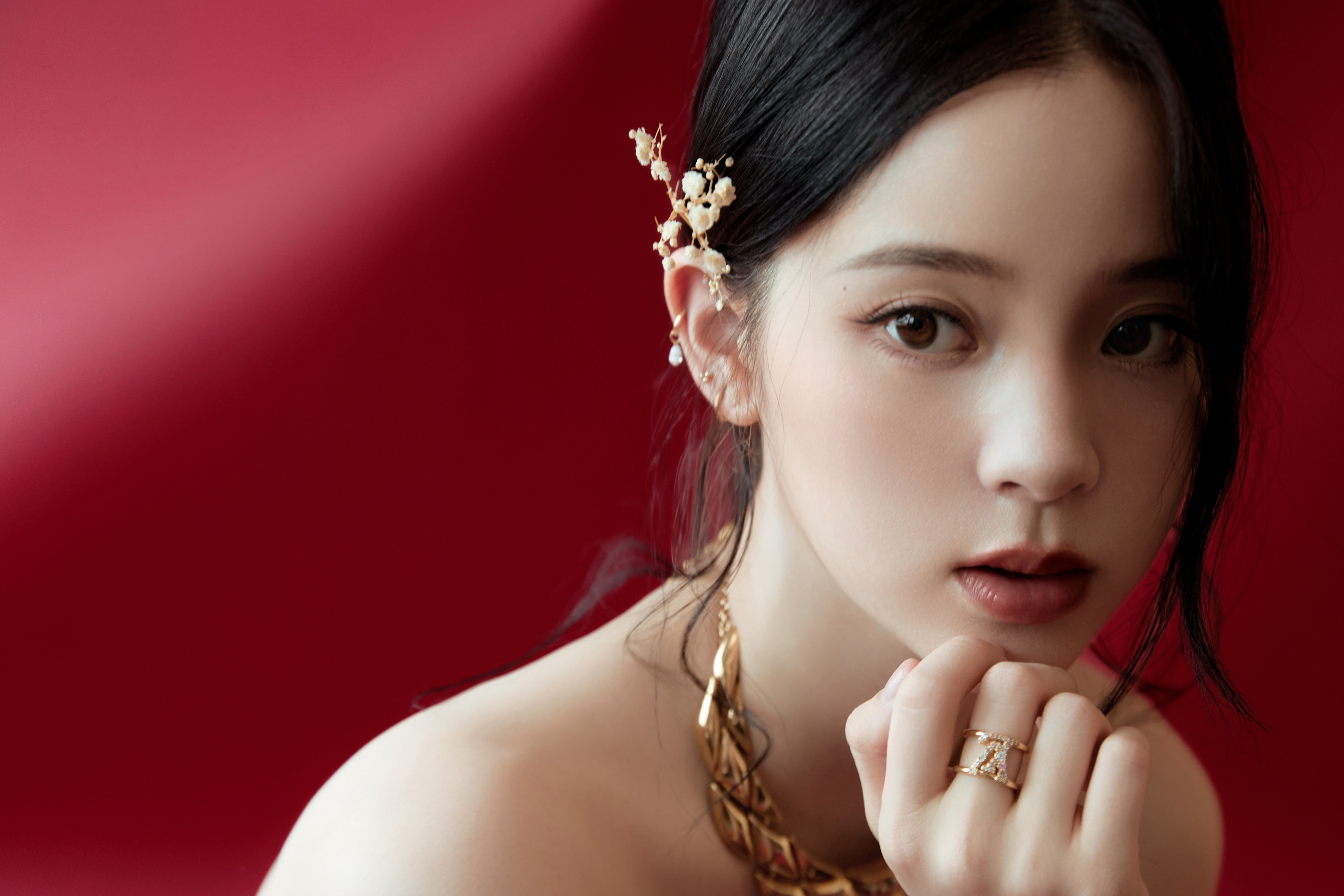 欧阳娜娜的黑丝蒙眼这么有情趣的吗？娜比好伟大​​​