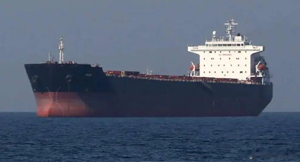 3艘油轮支付人民币后驶出海峡，沙特媒体证实这一消息后，海湾多国沸腾了！2026年