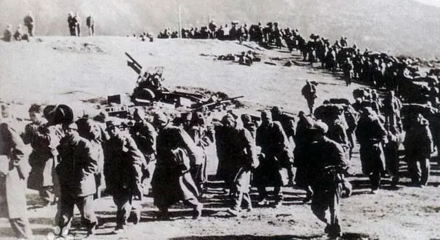 1962年，对印自卫反击战期间，毛主席正在听中印战争的战报，但听到了“杰特联队”