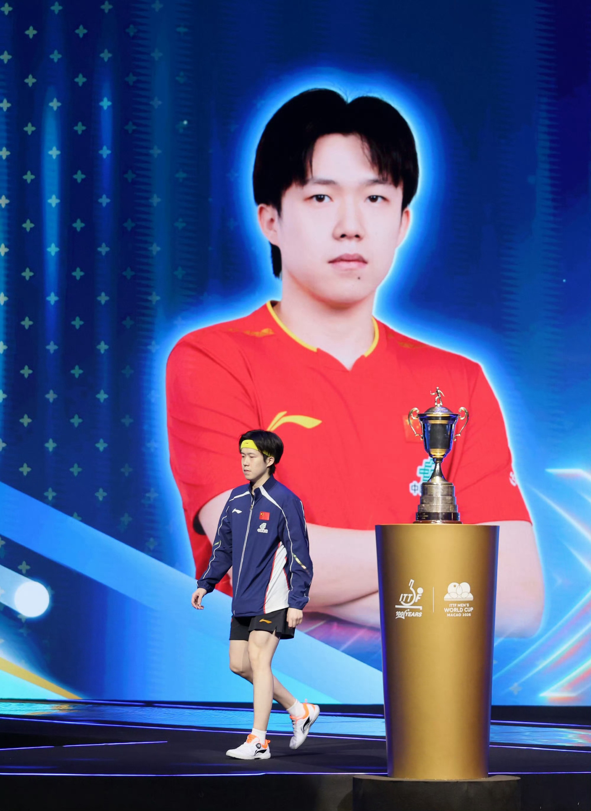 埃文斯杯刻下WangChuqin！王楚钦首夺世界杯男单冠军，圆梦生涯里程碑20