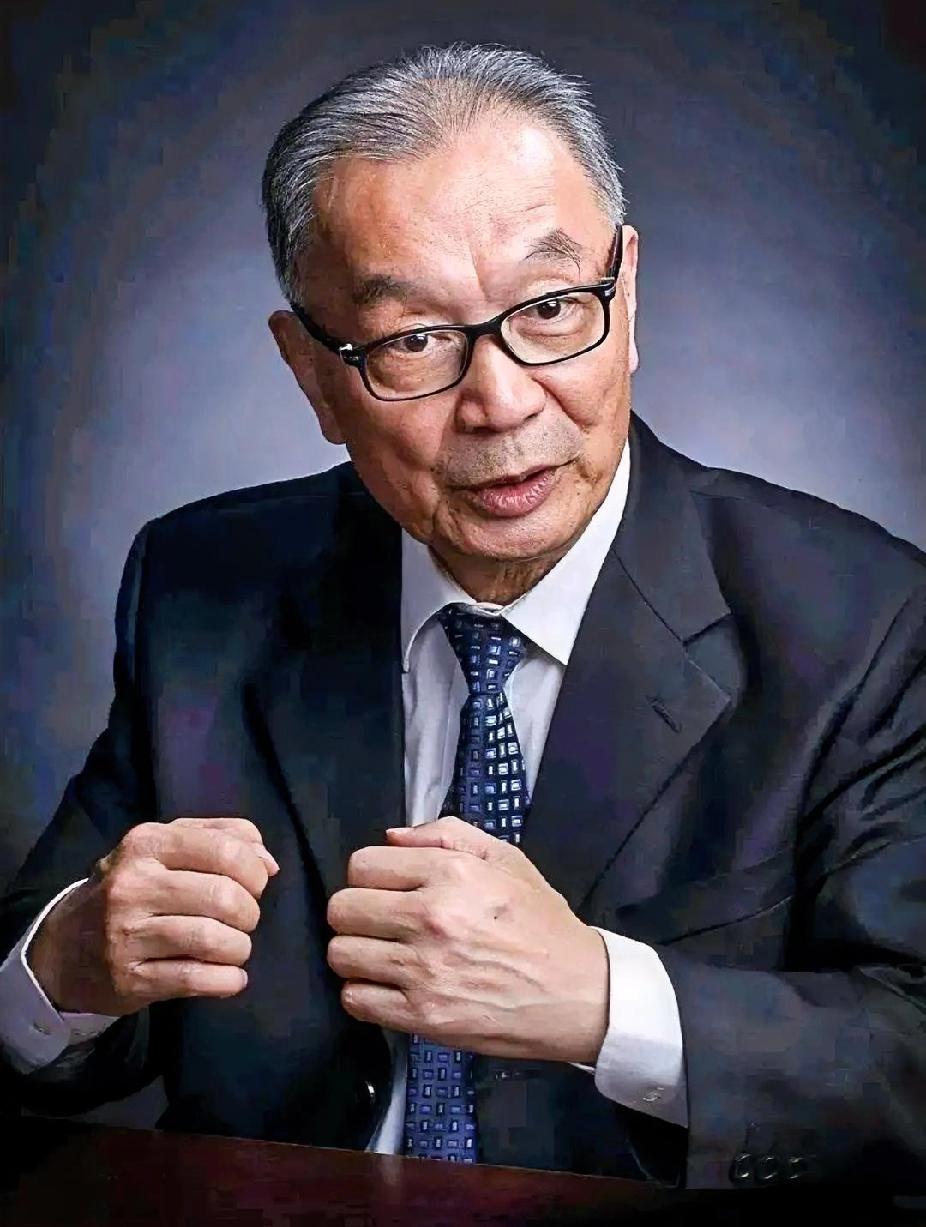 温铁军教授曾公开提到：作为一个东方大国，盲目推进城镇化，强迫农民涌入城市，是一条