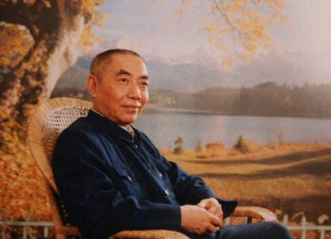 莫言年轻时也读过浩然的书，他发出疑问：“《艳阳天》中的萧长春在得知自己唯一的儿子