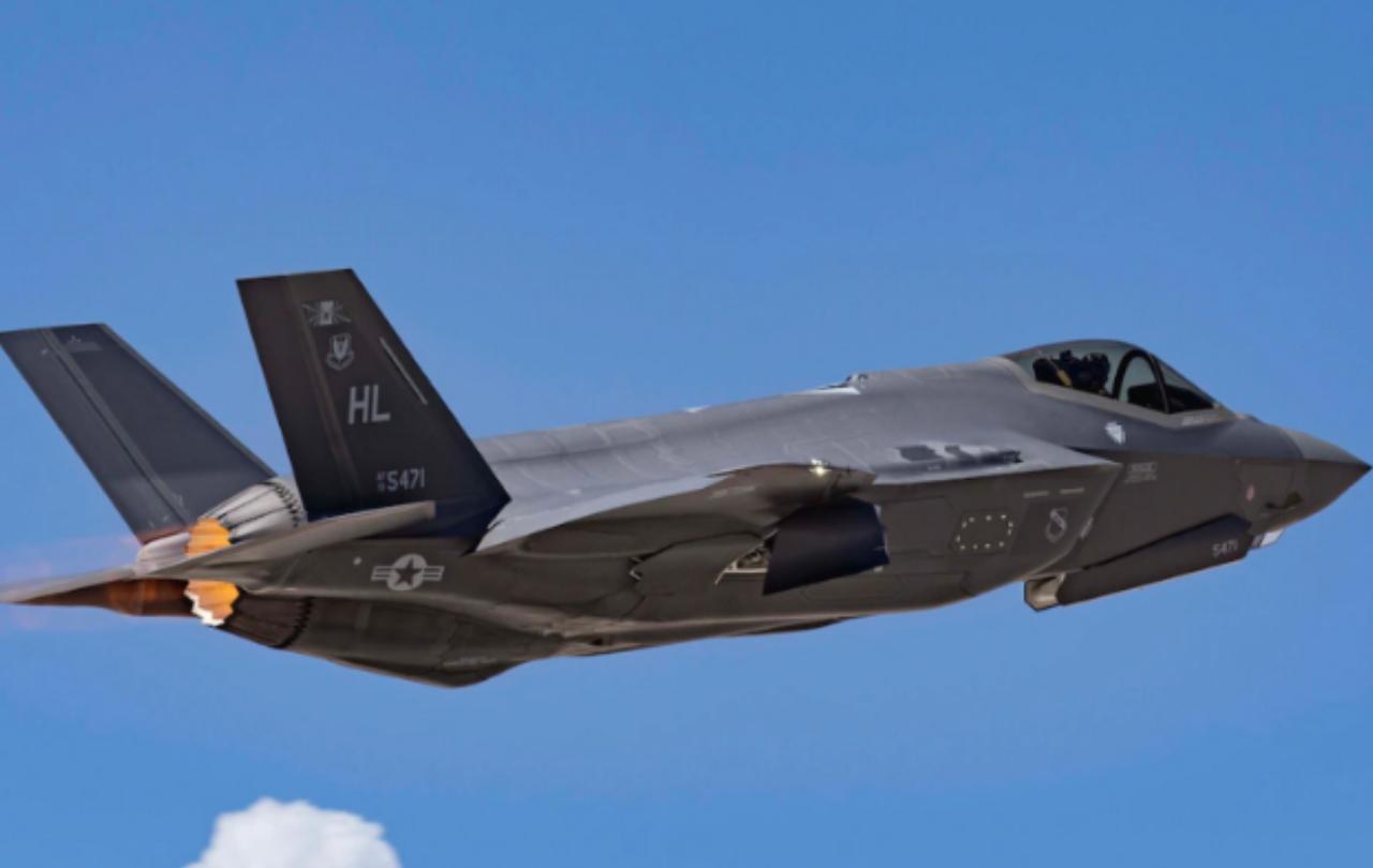 美国司法部近期刚放出消息，联邦调查局（FBI）已经在2026年2月25日，直奔印