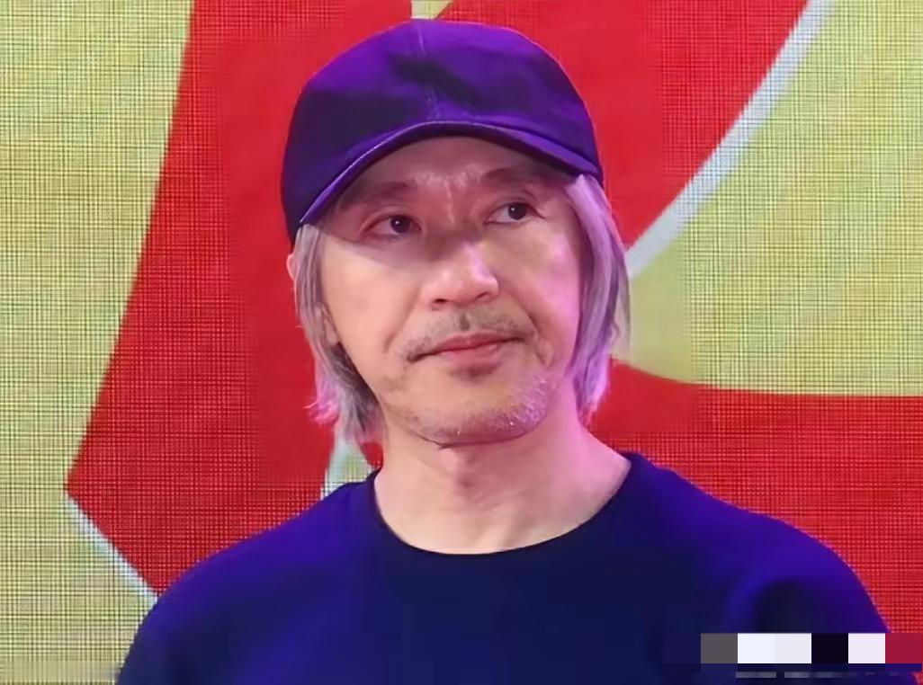 我敢说，周星驰应该很难再叫动圈内人捧场了！不是他过气了，也不是没排面，而是这
