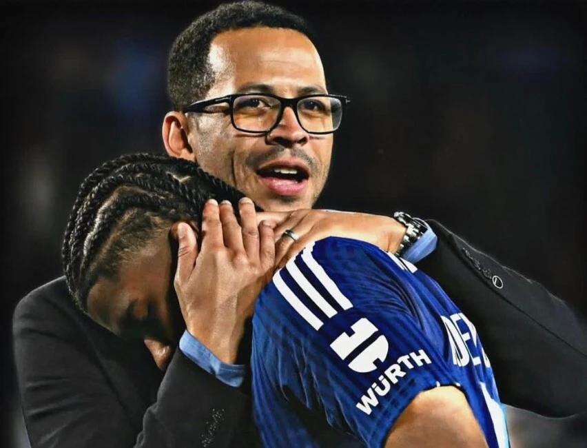 现在马雷斯卡离开切尔西被称为冤了！看看罗塞尼尔带的切尔西，英超已5连败，关键是