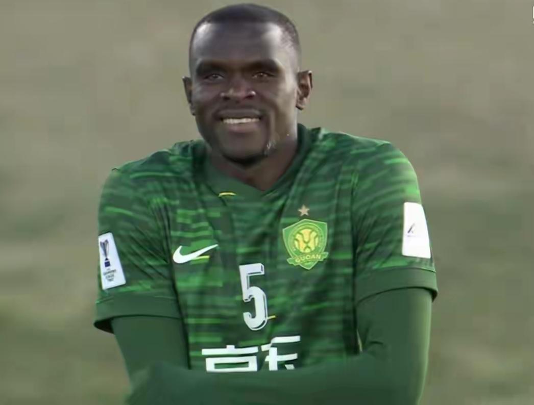 放走恩加德乌将是北京国安下赛季最大的损失！夺得足协杯冠军后，北京国安迅速开启了