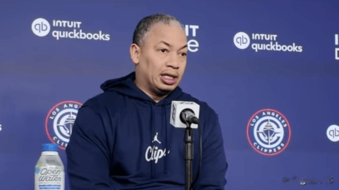 力挺小卡！泰伦卢谈伦纳德：“在我看来。”“伦纳德是过去6周。”“联盟