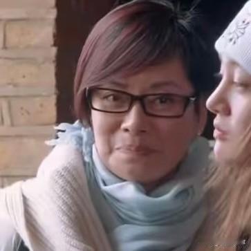毛阿敏在花少被截取片段被网友吐槽做作，各种丑化片段流传，反倒意外安利了她的经典作