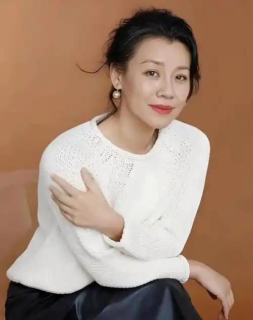 演员刘琳说：“在拍《父母爱情》时，最考验我的不是演戏，而是带孩子，大家都知道，我