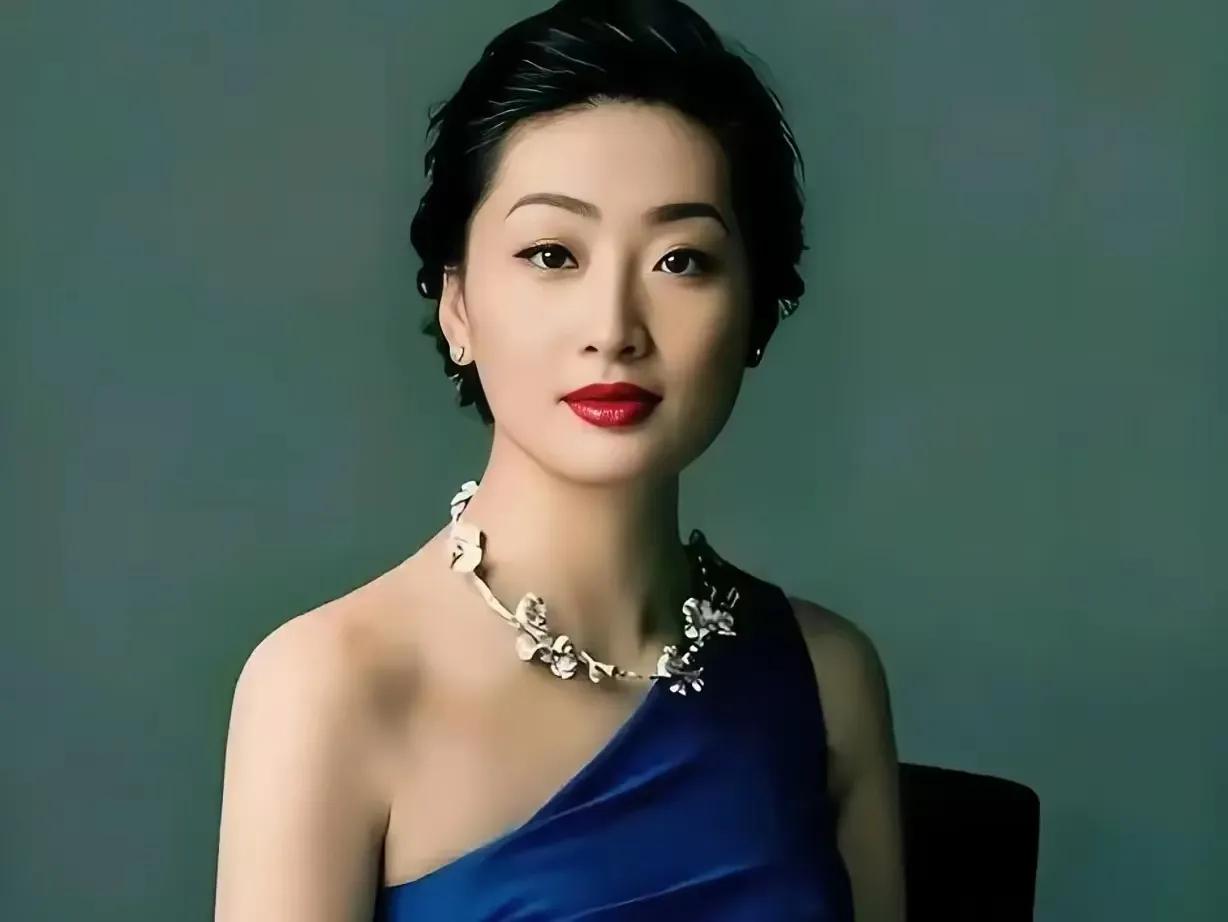 宗馥莉这个女人，完全不经扒。宗老不是圣人，没必要苛求完美，宗老是一位有良心的老板