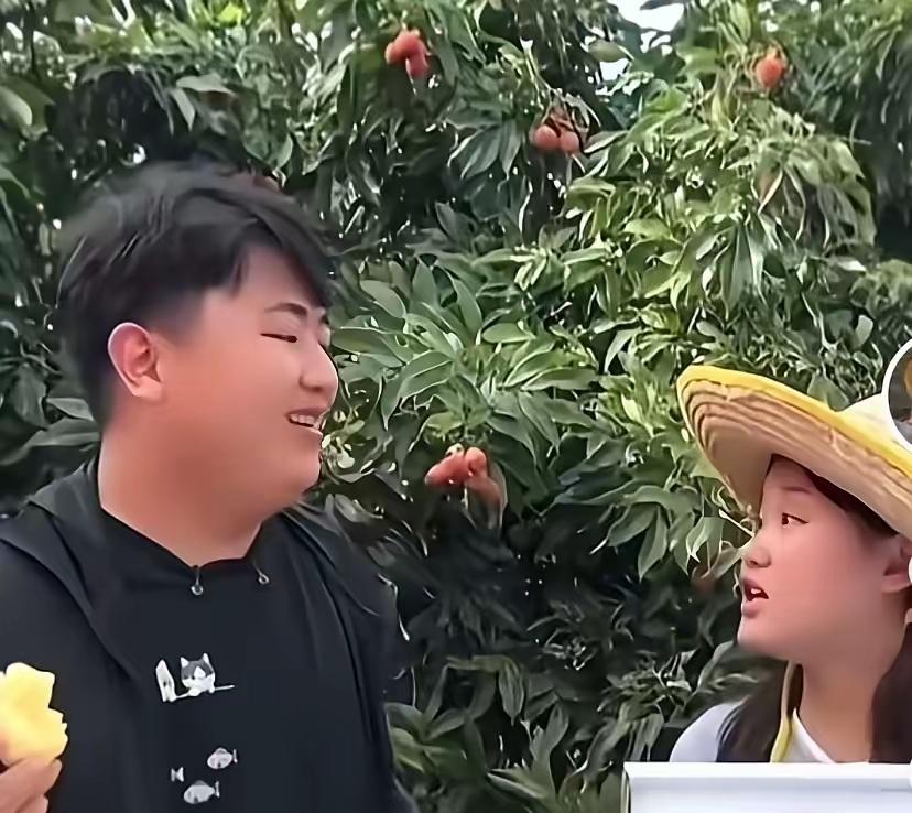 7天涨粉17万，销售额多次冲上生鲜货榜一。张家齐这趟广东行，投奔全进华太值了，粉