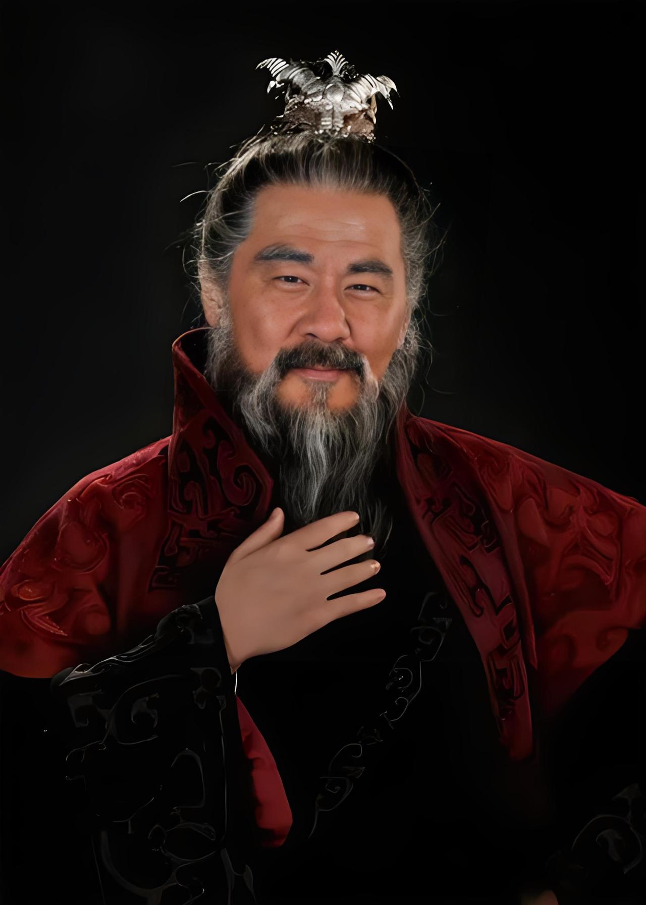 建安三年十一月，白门楼血光！三国第一猛将吕布落幕，正史比演义更残酷建安三年