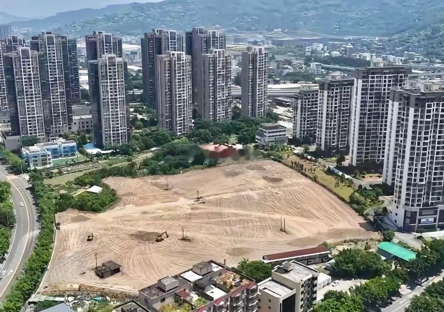 即将开建的福州东南汽车城学校项目地块