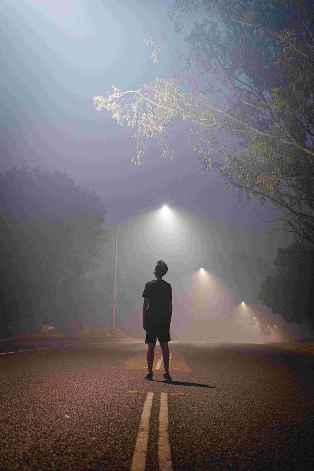 只要你认真观察就会发现，但凡出轨的男女，都有着明显的特征。这个特征是什么呢？