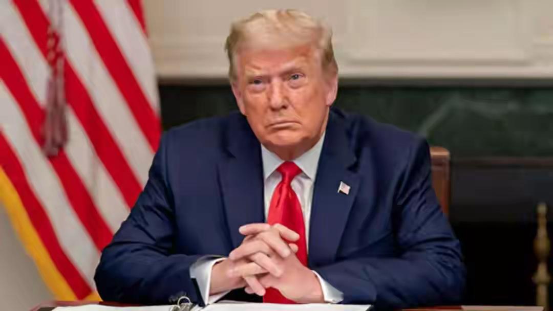 美军连导弹都造不出来了！稀土快断供，特朗普只能低头求中国关于“美军连导弹都造不